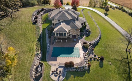 House in Lake Wisconsin, Wisconsin, United States 1