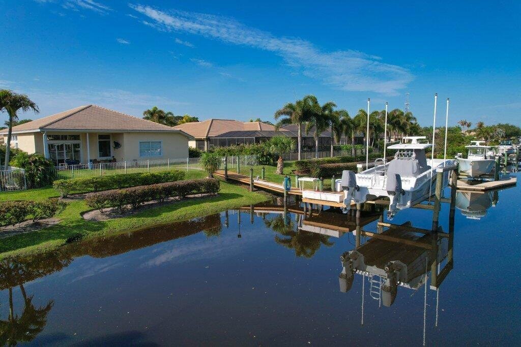 House in Stuart, Florida, United States 5 - 17827106