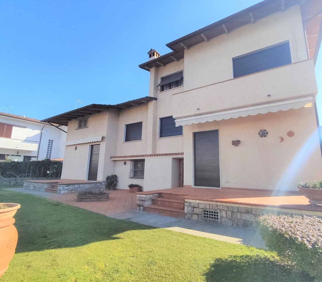Maison à Tonfano, Pietrasanta, Italie 3 - 17834080