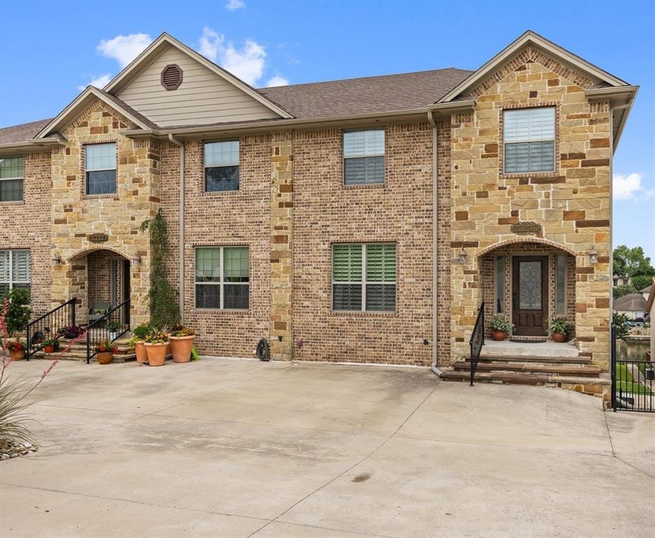 House in Granbury, Texas, United States 3 - 17832010