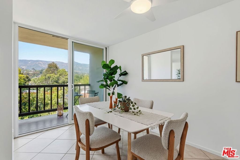 Condo in Santa Barbara, CA, United States 5 - 17822153