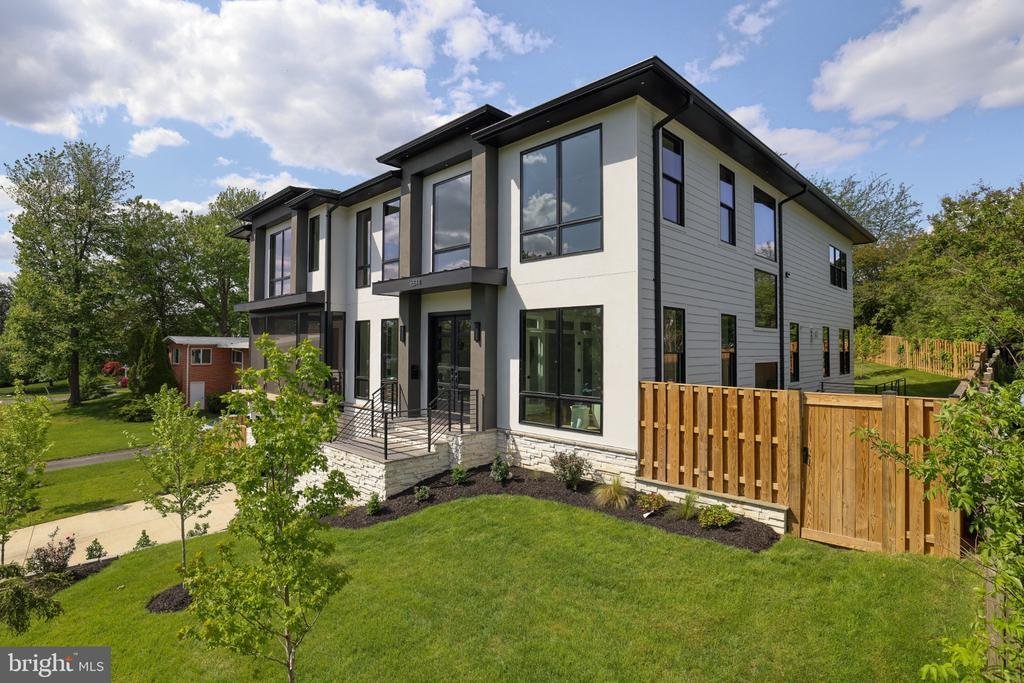 House in McLean, Virginia, United States 3 - 17825411