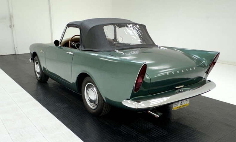 Cabriolet in Morgantown, United States 5 - 17832145