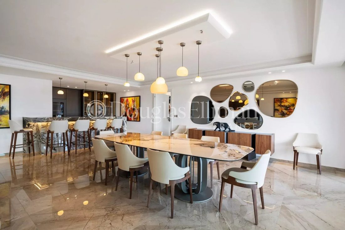 Apartment in Saint Nicolas, Cannes, France 2 - 17833273