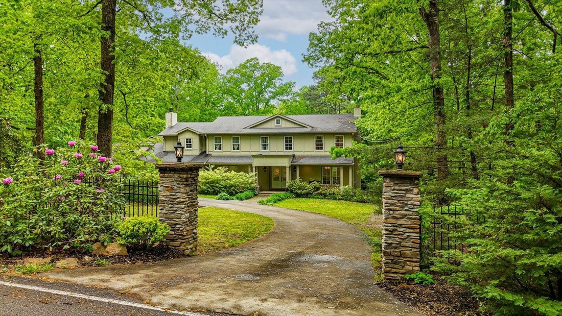 House in Signal Mountain, Tennessee, United States 4 - 17825437