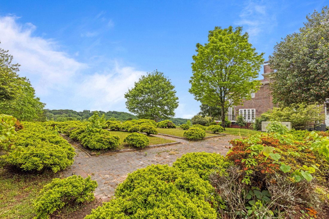 House in Chattanooga, Tennessee, United States 5 - 17825491