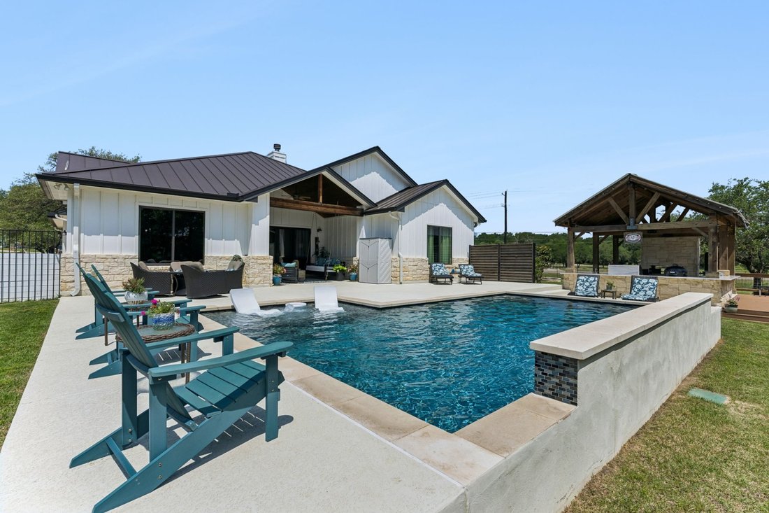 House in Liberty Hill, Texas, United States 2 - 17820214