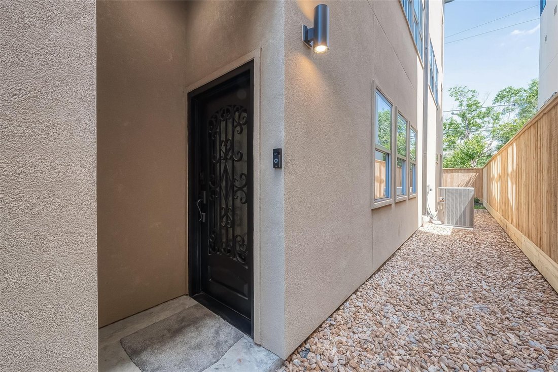 House in Houston, Texas, United States 3 - 16509439
