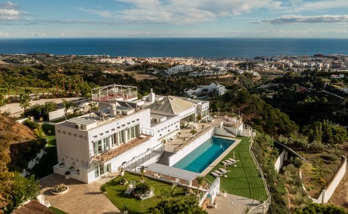 Villa in Estepona, Andalusia, Spain 1