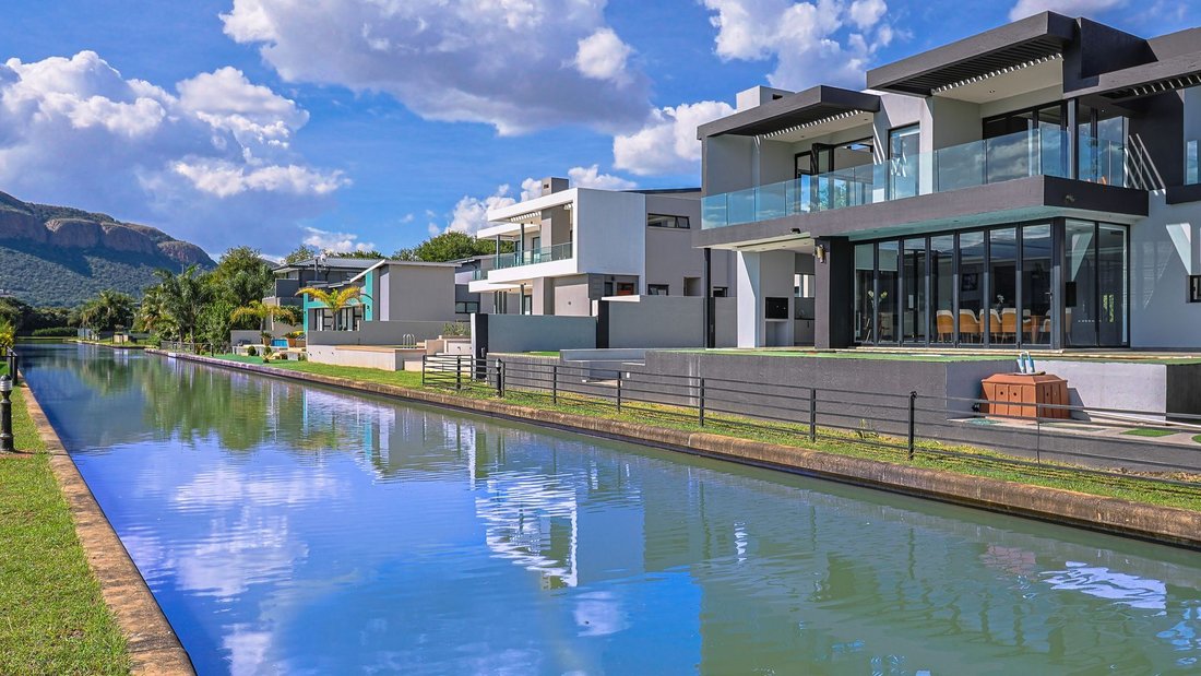 House in The Islands Estate, North West, South Africa 2 - 17830624