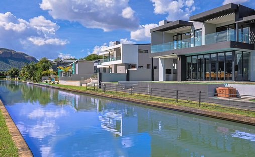 House in The Islands Estate, North West, South Africa 1