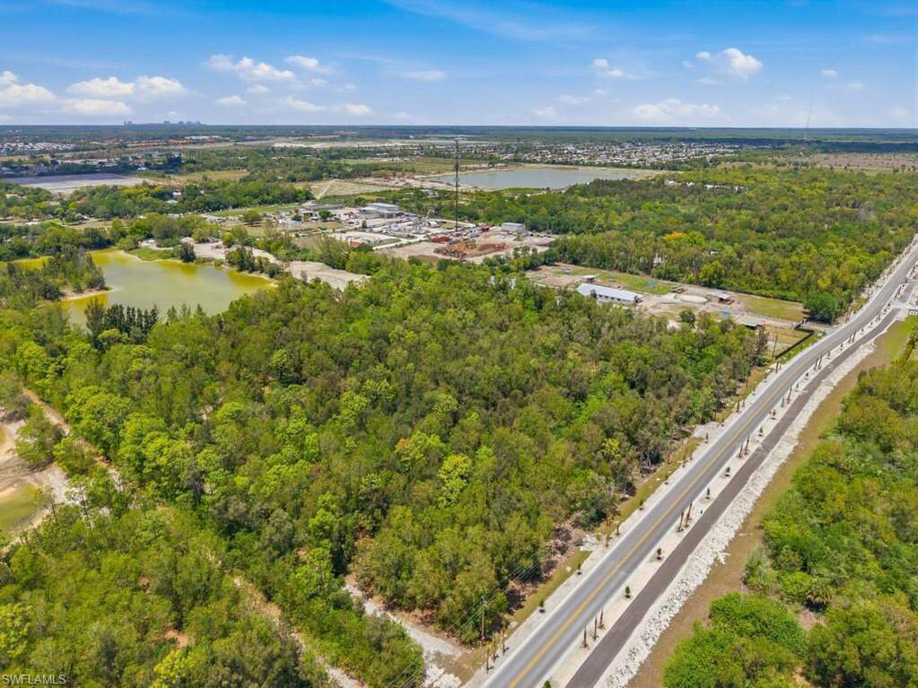 Land in Bonita Springs, Florida, United States 2 - 17831701