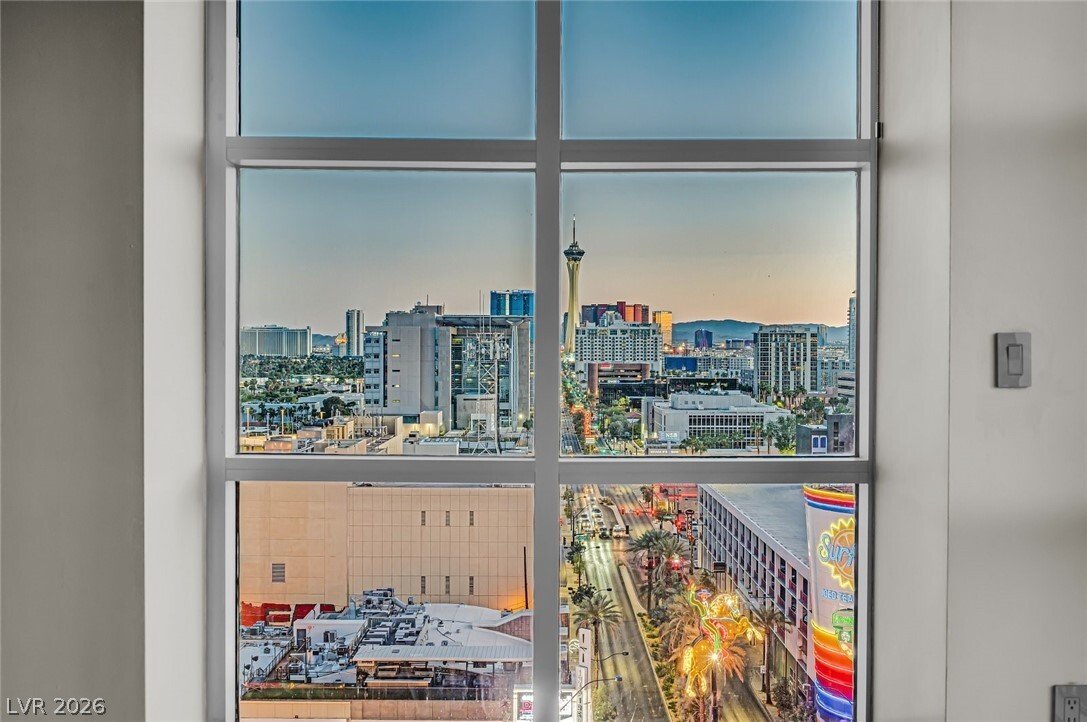 House in Las Vegas, Nevada, United States 3 - 17828418
