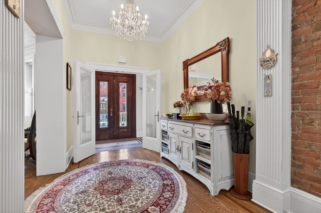 House in Westmount, Quebec, Canada 4 - 17820698