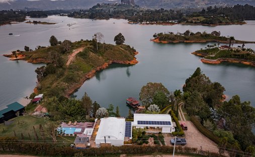 Villa à El Peñol, Antioquia, Colombie 1