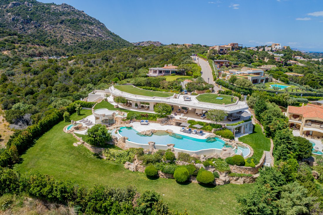 Villa à Marina di Porto Cervo, Arzachena, Italie 2 - 17810334