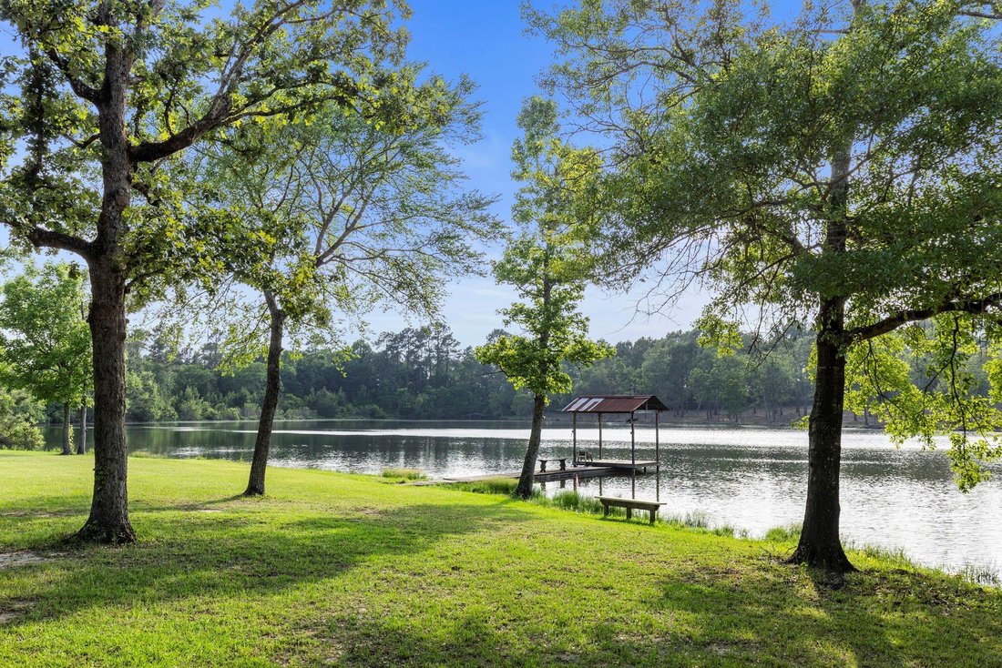 House in Montgomery, Texas, United States 1 - 17835224