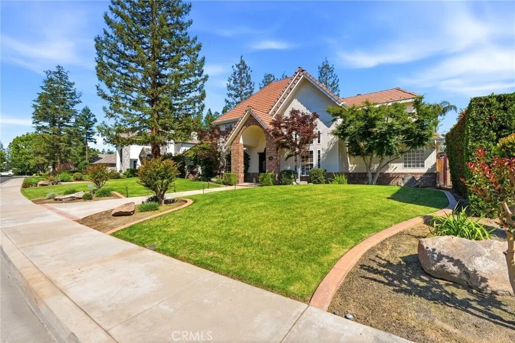 House in Visalia, California, United States 5 - 17835371