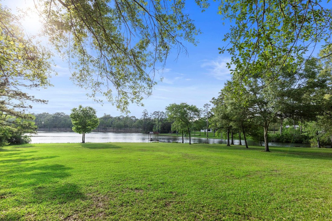 House in Montgomery, Texas, United States 4 - 17835224