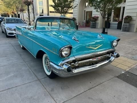 Cabriolet in Glendale, United States 1 - 17835271