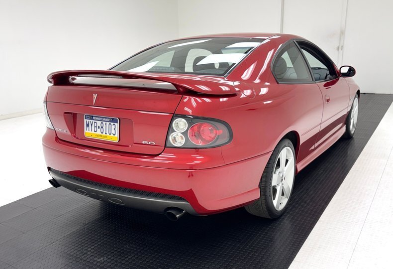 Coupe in Morgantown, United States 5 - 17835409