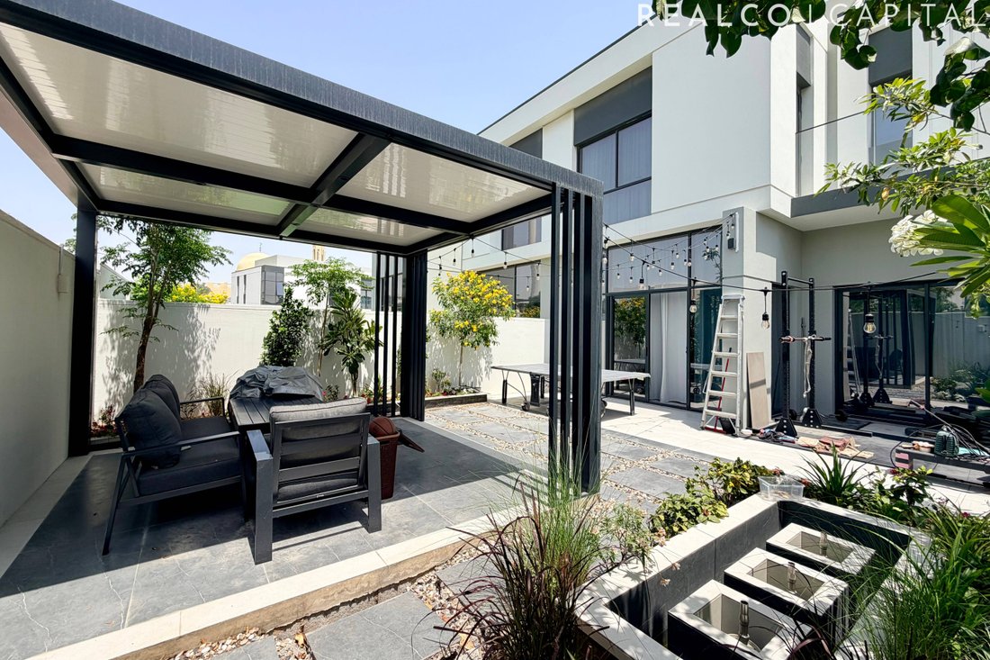 Townhouse in Jebel Ali Village, Dubai, United Arab Emirates 1 - 17835385