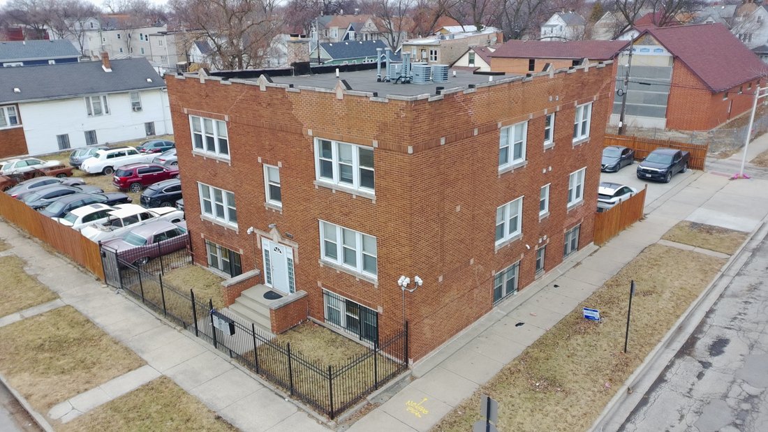Chicago, Illinois, United States 2 - 17835312