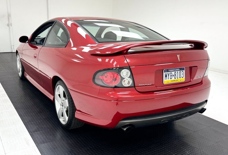 Coupe in Morgantown, United States 3 - 17835409