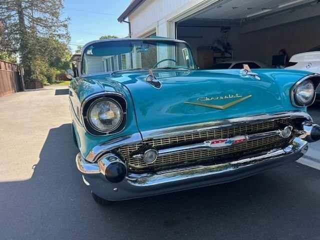 Cabriolet in Glendale, United States 5 - 17835271