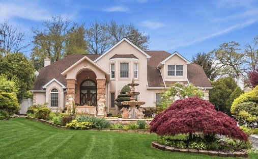 House in Woodbury, New York, United States 1