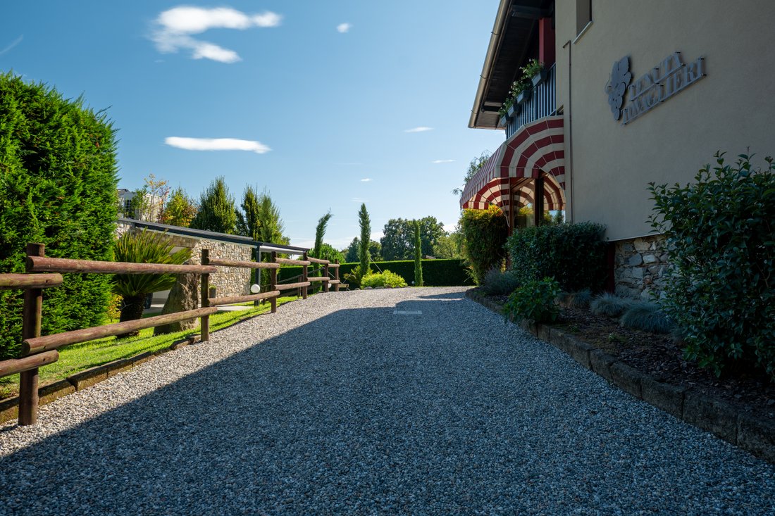 Estate in Golasecca, Lombardy, Italy 4 - 17835542