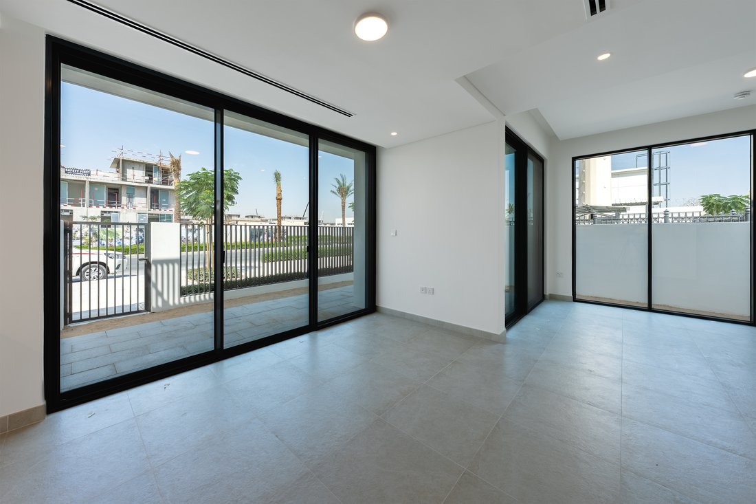 Townhouse in Mina Jebel Ali, Dubai, United Arab Emirates 5 - 17008321