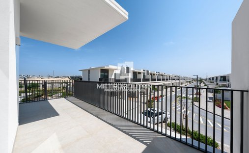 Residenza in Mina Jebel Ali, Emirato di Dubai, Emirati Arabi Uniti 1
