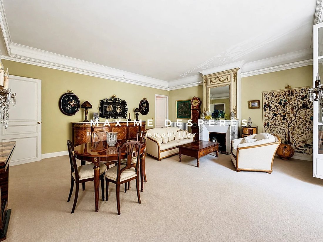 Apartment in Saint James-Général Koenig, Neuilly-sur-Seine, France 3 - 17835614