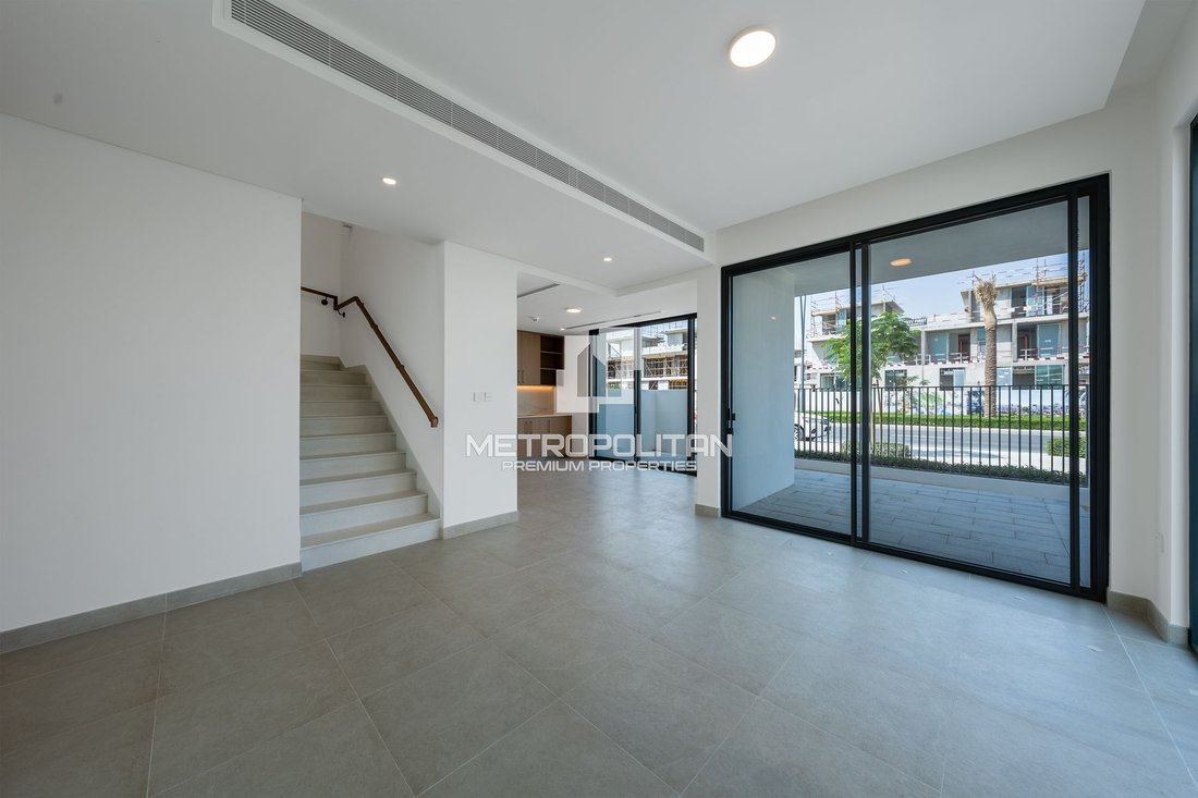 Townhouse in Mina Jebel Ali, Dubai, United Arab Emirates 3 - 17008321