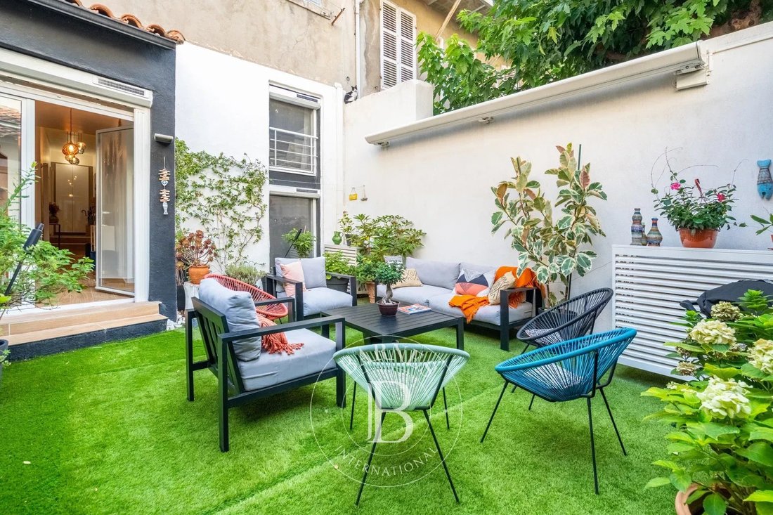 Wohnung in Präfektur, 6e Arrondissement, Marseille 1 - 13113386