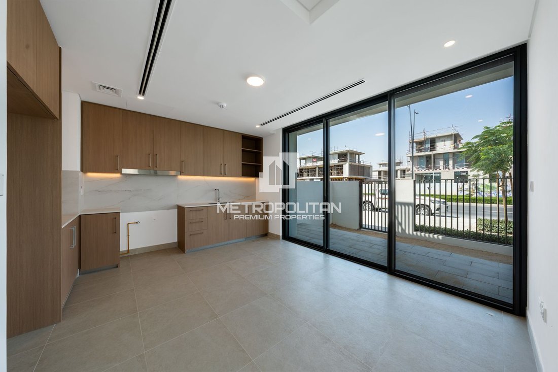 Townhouse in Mina Jebel Ali, Dubai, United Arab Emirates 4 - 17008321