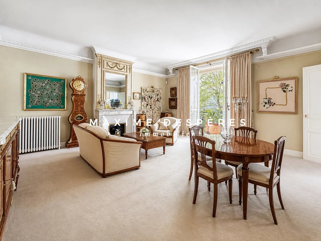 Apartment in Saint James-Général Koenig, Neuilly-sur-Seine, France 4 - 17835614