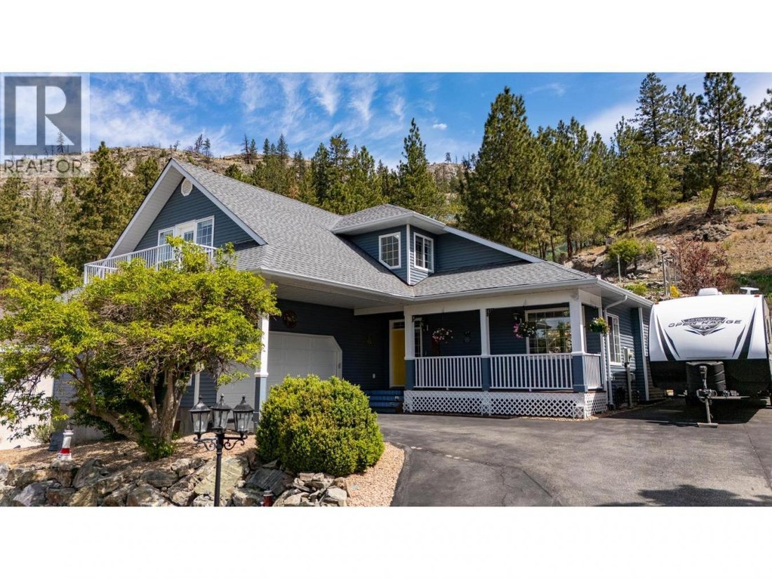 House in Okanagan Falls, British Columbia, Canada 1 - 17835543