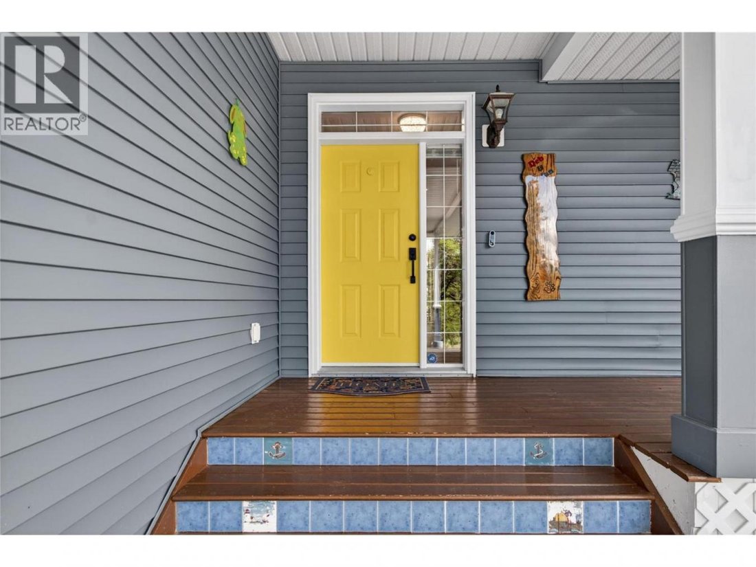 House in Okanagan Falls, British Columbia, Canada 4 - 17835543
