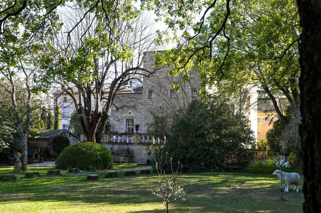 Estate in Uzès, Occitania, France 2 - 17835592