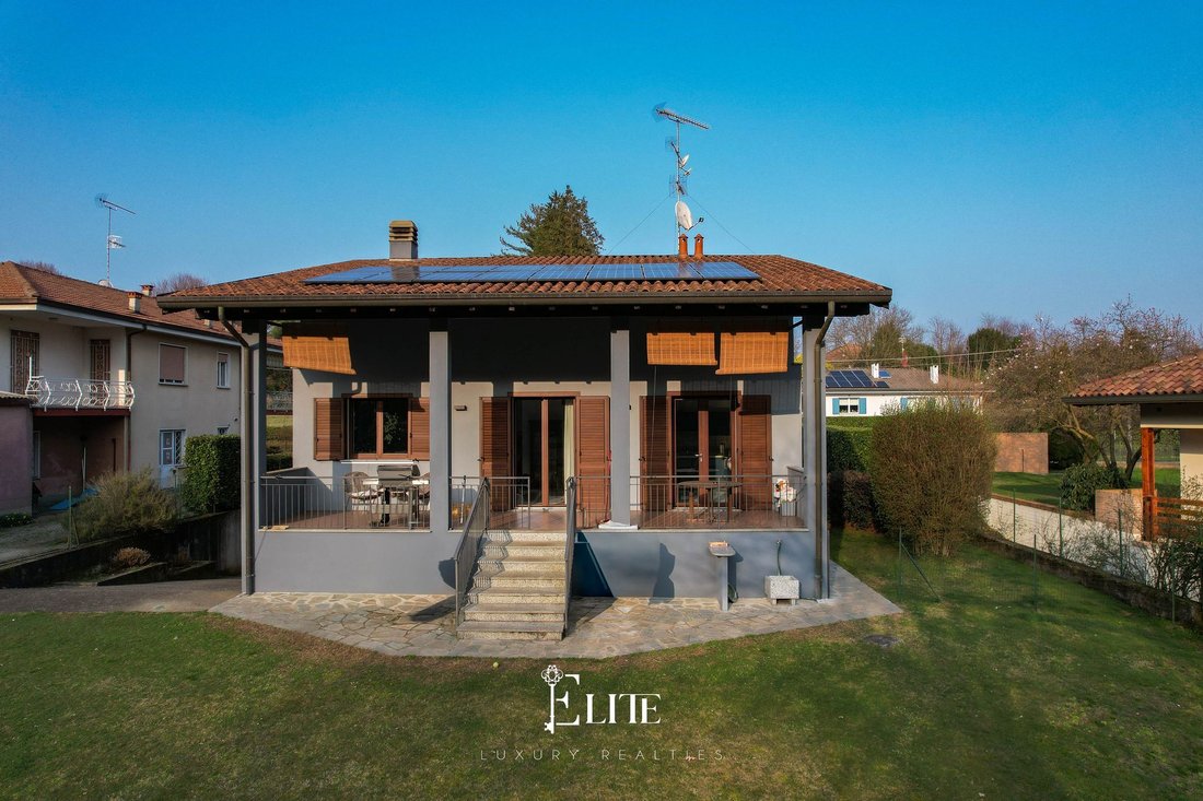 Villa in Dormelletto, Piedmont, Italy 2 - 17835624