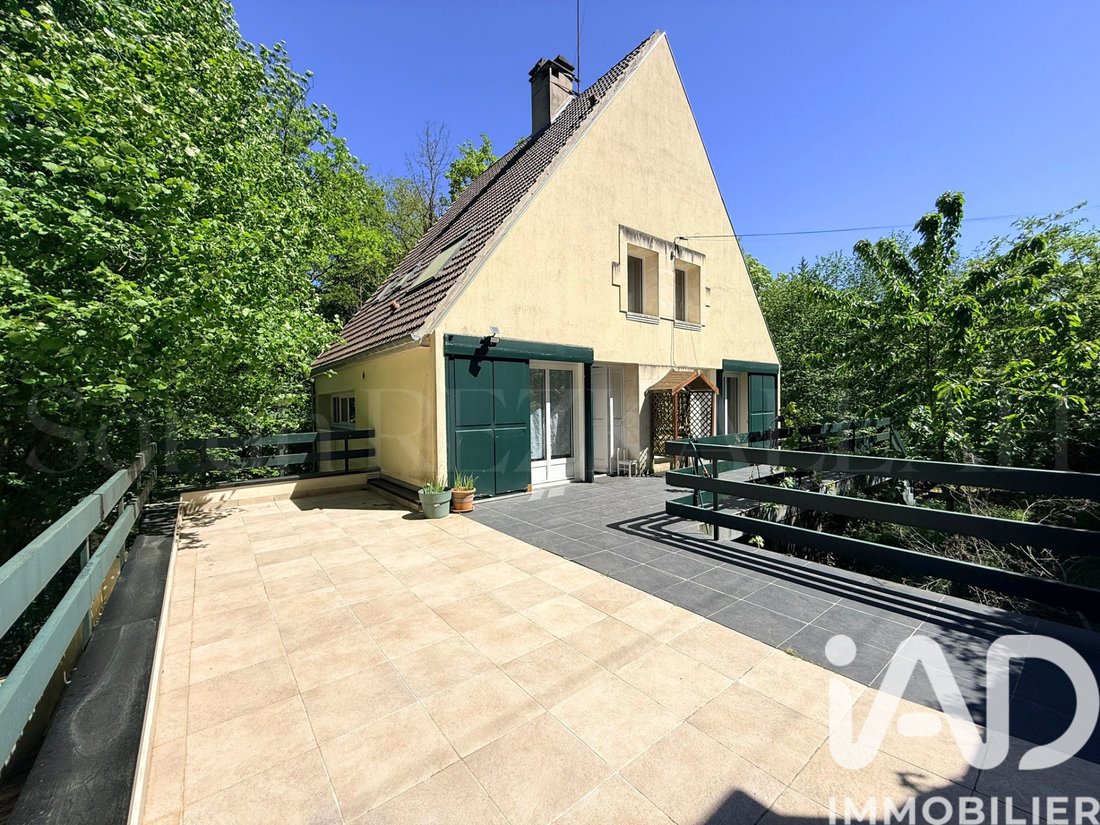 House in Gouvieux, Hauts-de-France, France 1 - 17836332