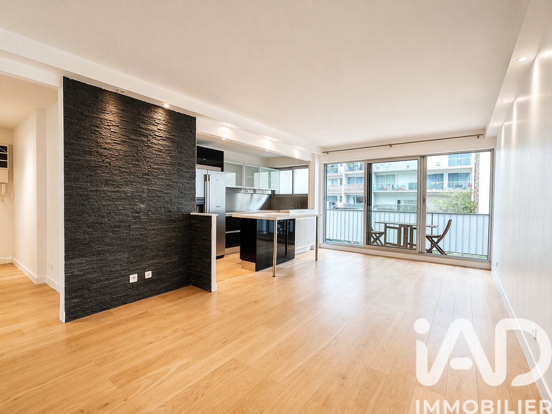 Apartment in Puteaux, Ile-de-France, France 1 - 17716622