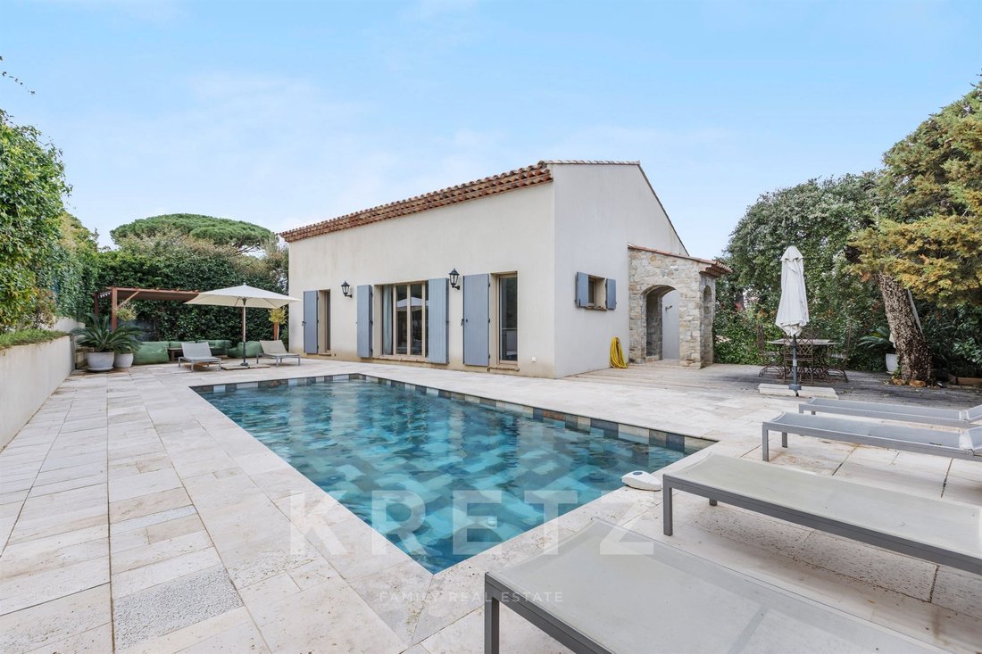 Villa in Gassin, Provence-Alpes-Côte d'Azur, France 2 - 17337592