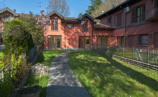 Villa in Varese, Lombardy, Italy 1