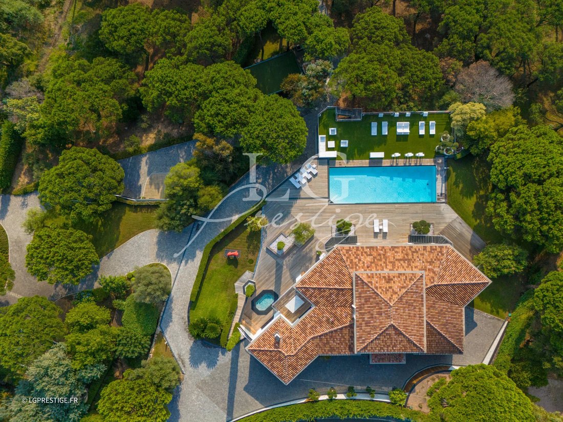 Villa in Les Bouteillers, Sainte-Maxime, France 4 - 17835638