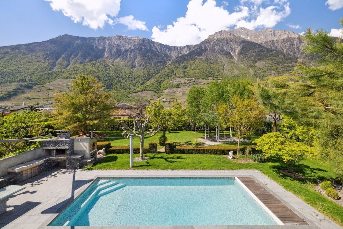 Fully, Valais, Switzerland 1 - 15575690