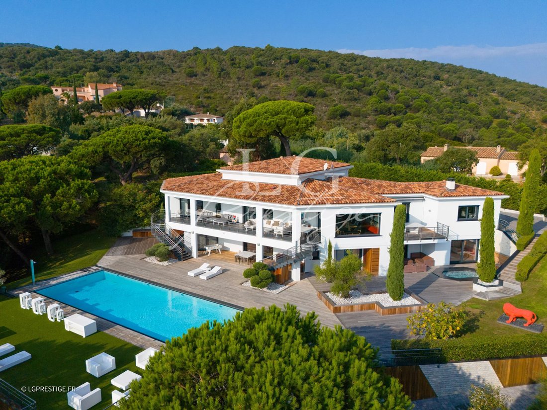 Villa in Les Bouteillers, Sainte-Maxime, France 1 - 17835638