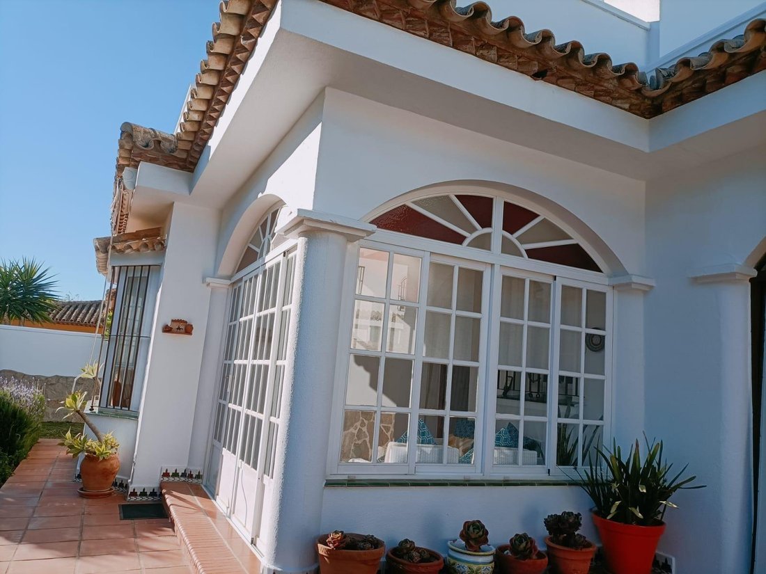 Chalet in Chiclana de la Frontera, Andalusia, Spain 5 - 17835898